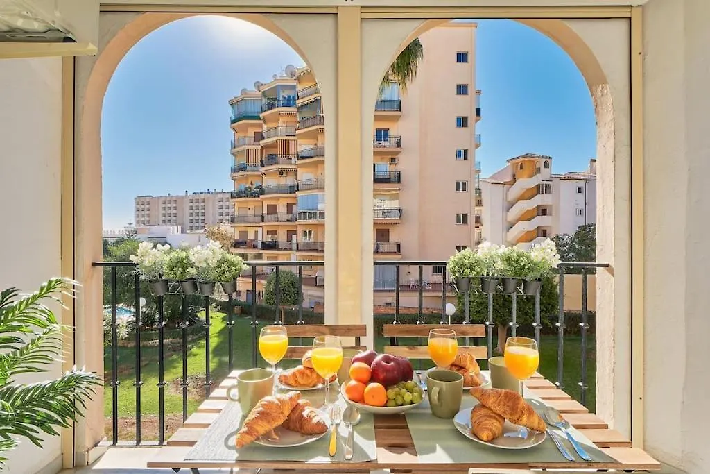 Erisa I Apartament La Carihuela 100 Mts Beach Torremolinos 0*,  Spain